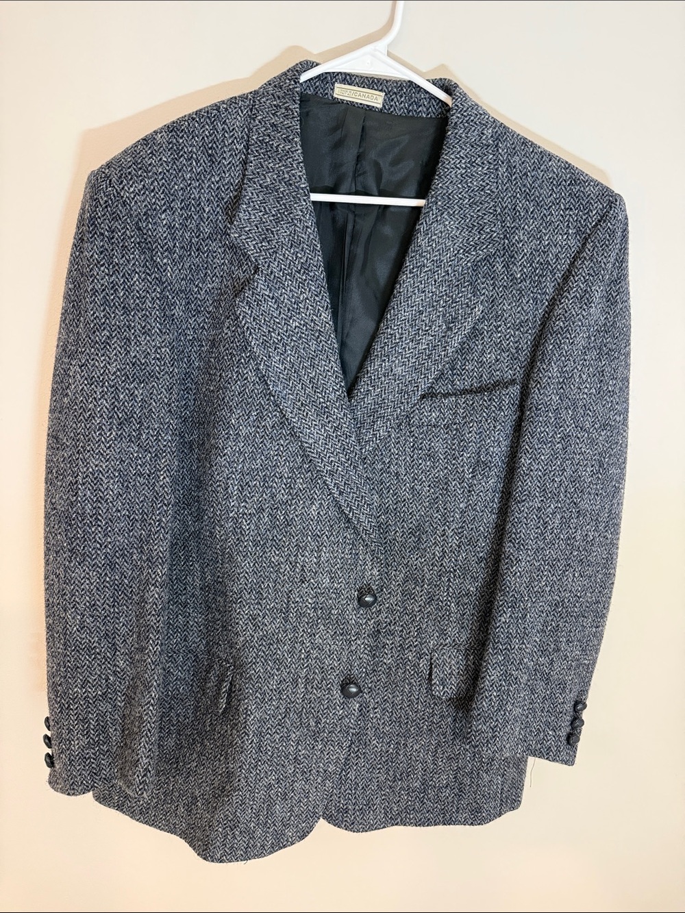 Harris Tweed  Gray Herringbone Blazer - Timeless Tailoring